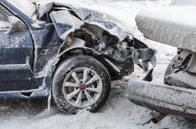 How Bad Weather Affects Car Crash Claims in Louisville