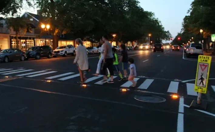 How Smart Crosswalks Can Enhance Compliance with Do-Not-Walk Signals