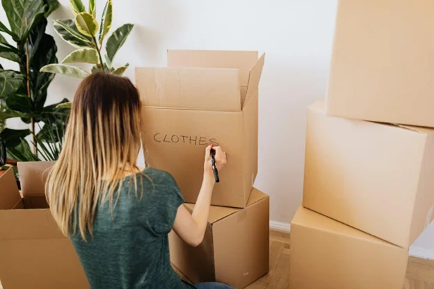 10 Straightforward Packing Tips and Timeline for a Smooth Move into A New Home